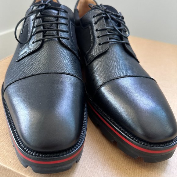 NEW CHRISTIAN LOUBOUTIN Smooth Textured Calfskin Mika Sky Men\'s Oxford Flats main image 7